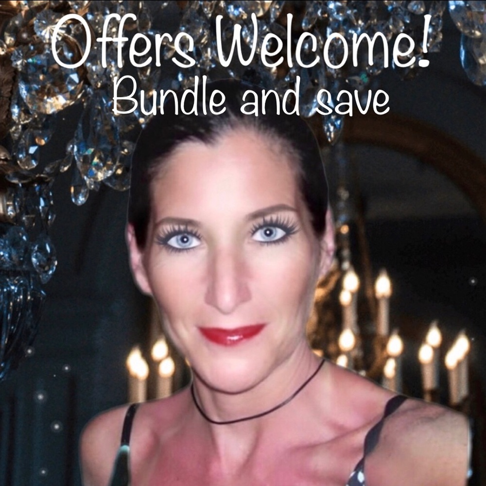 Meet your Posher, Elaine